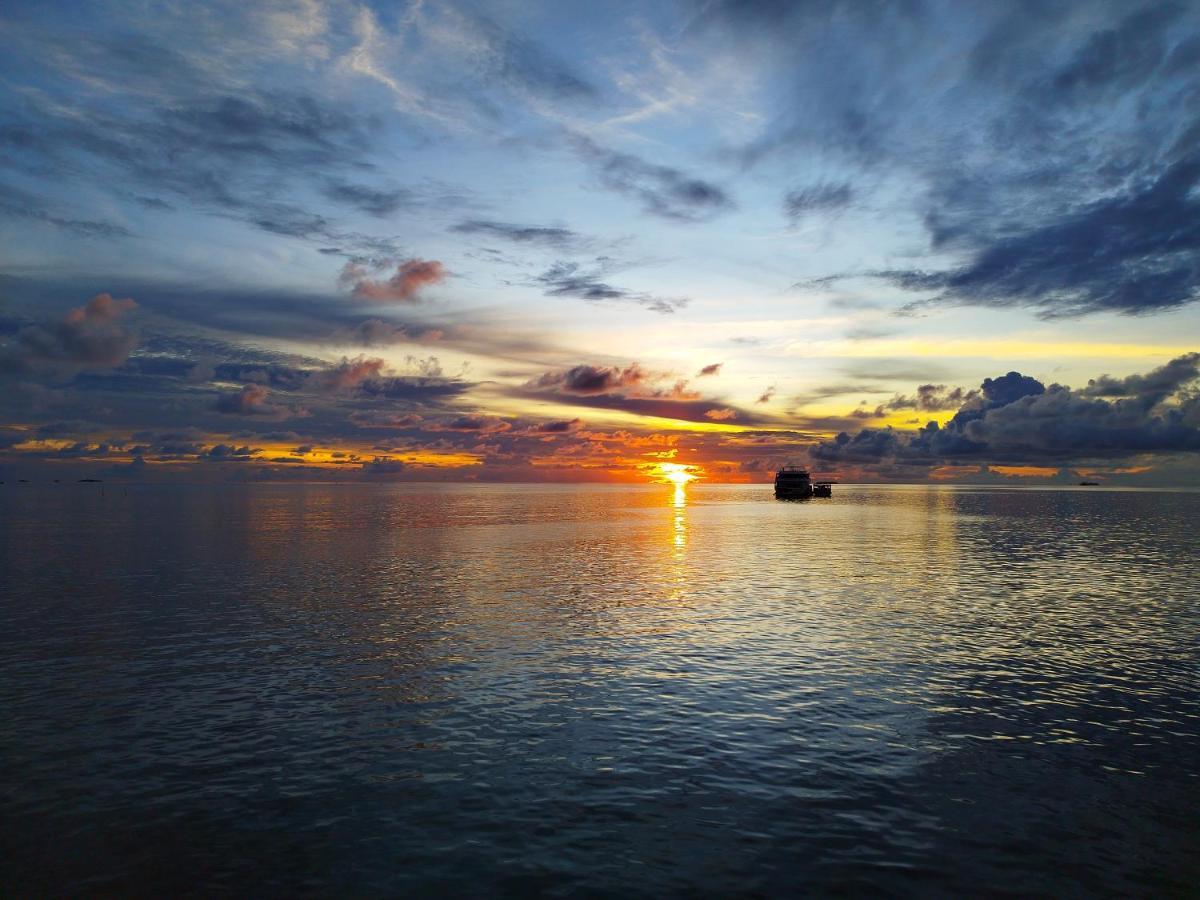 Pensiune Ninos K.guraidhoo *